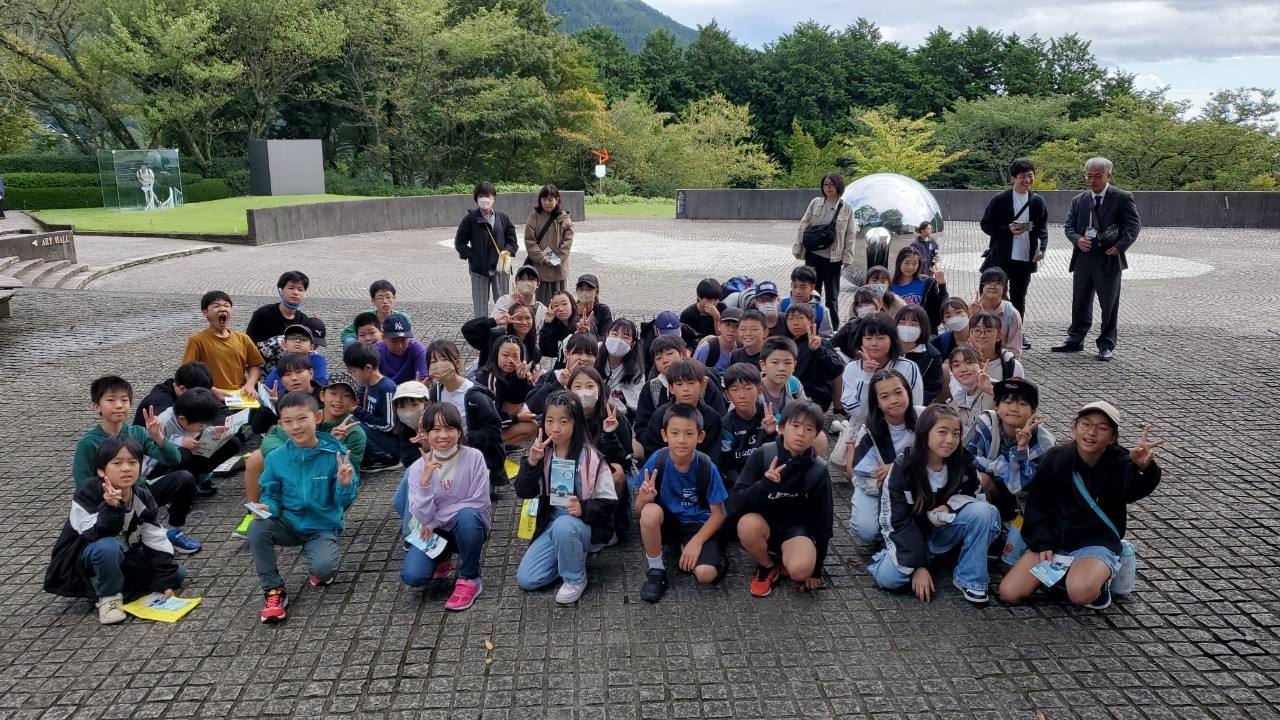 LINE_ALBUM_修学旅行アルバム_241010_36