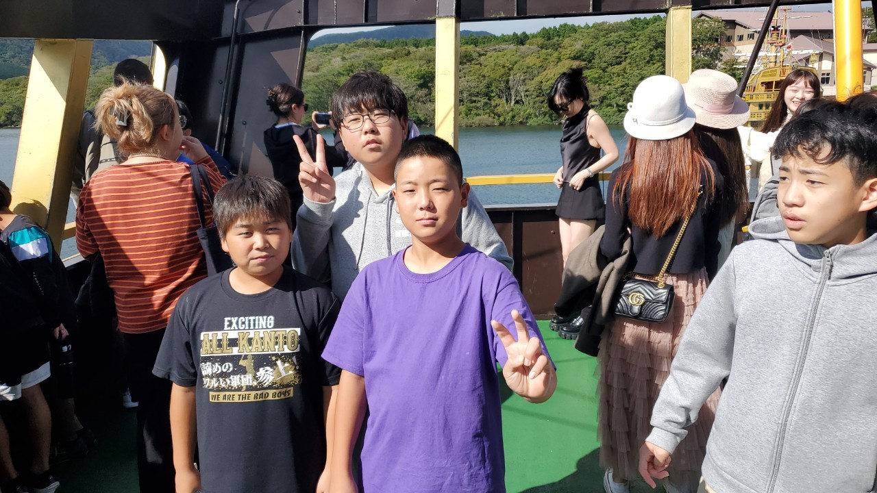 LINE_ALBUM_修学旅行アルバム_241010_76