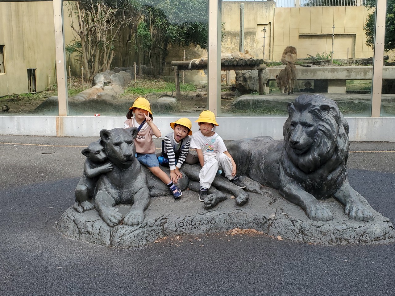 LINE_ALBUM_東武動物公園🦁_241022_47