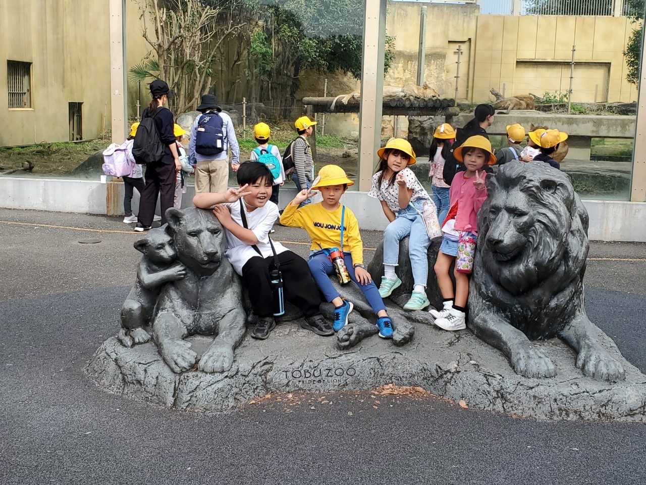 LINE_ALBUM_東武動物公園🦁_241022_41